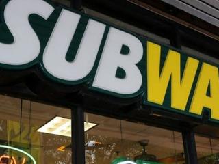 A U.S. judge rules that Subway can be sued over its '100% tuna