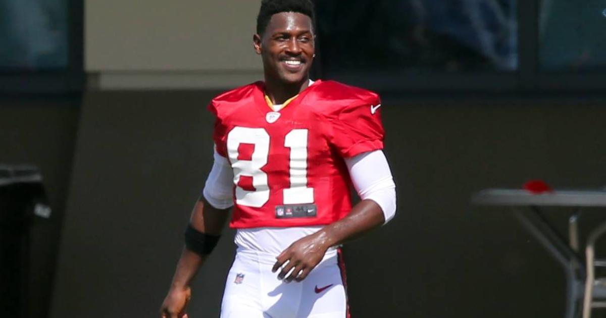 Antonio Brown shares a laugh with punter he kicked in face - NBC Sports