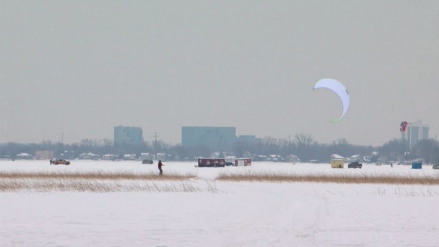 Ski-Surfing-On-A-Lake.jpg 