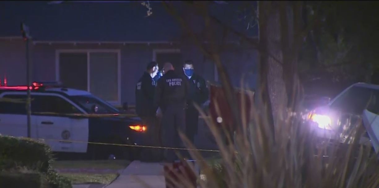 Shooting Leaves Man Dead In Sherman Oaks Neighborhood, Suspect Arrested