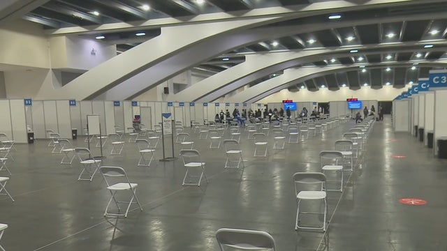 moscone_center_vaccination_site_020421_01.jpg 