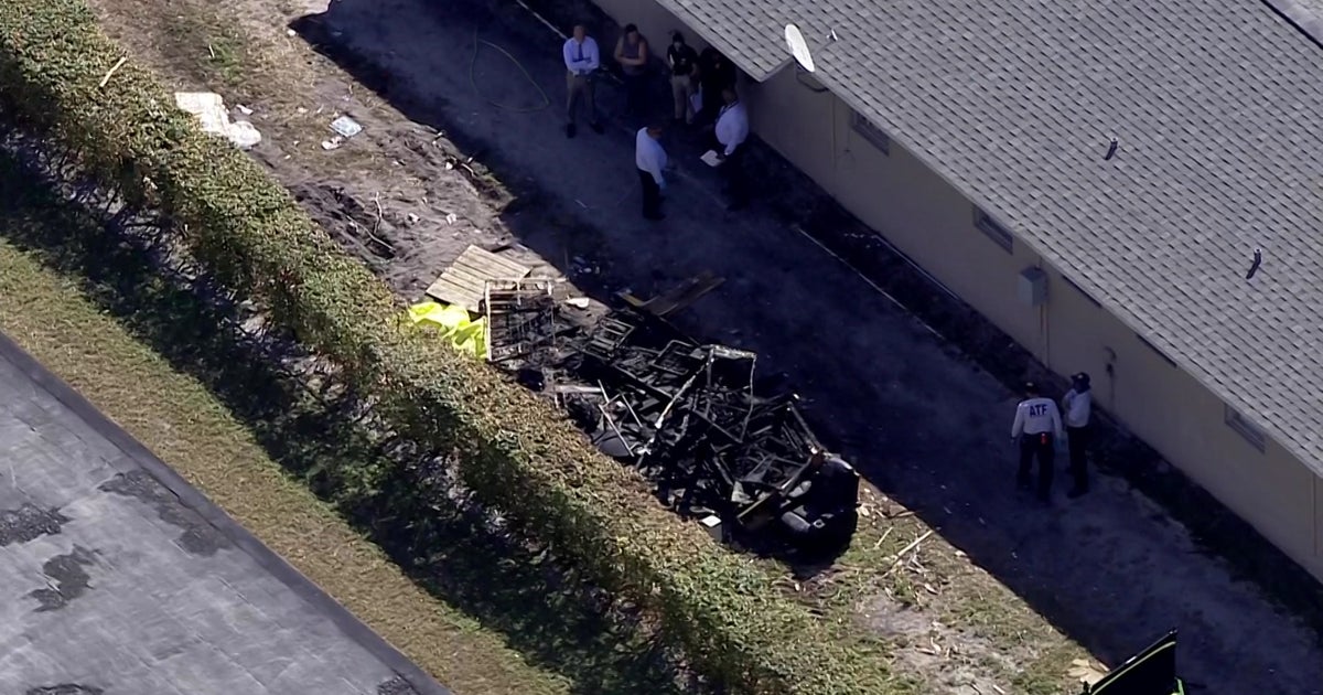 Body Found In Trash Fire In NE Miami-Dade - CBS Miami