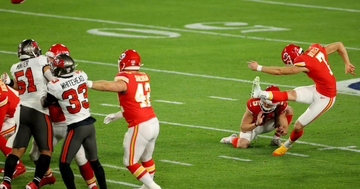 Tampa, United States. 07th Feb, 2021. Tampa Bay Buccaneers Mike Evans (13)  rushes in the second quarter of Super Bowl LV against the Kansas City  Chiefs at Raymond James Stadium in Tampa