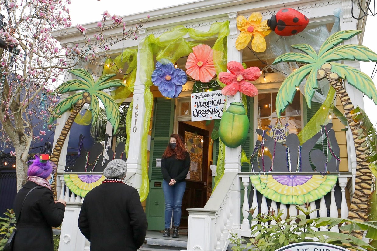 Mardi Gras party carries on in New Orleans with "Yardi Gras" porch