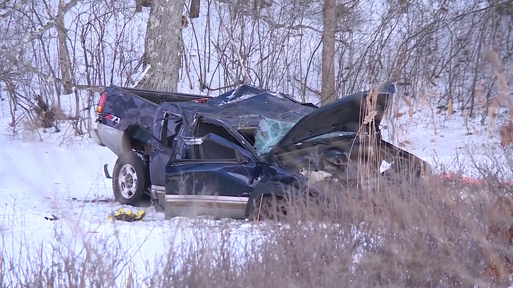 1 Man Dead, Another Injured After Crash On Route 146 In Uxbridge CBS