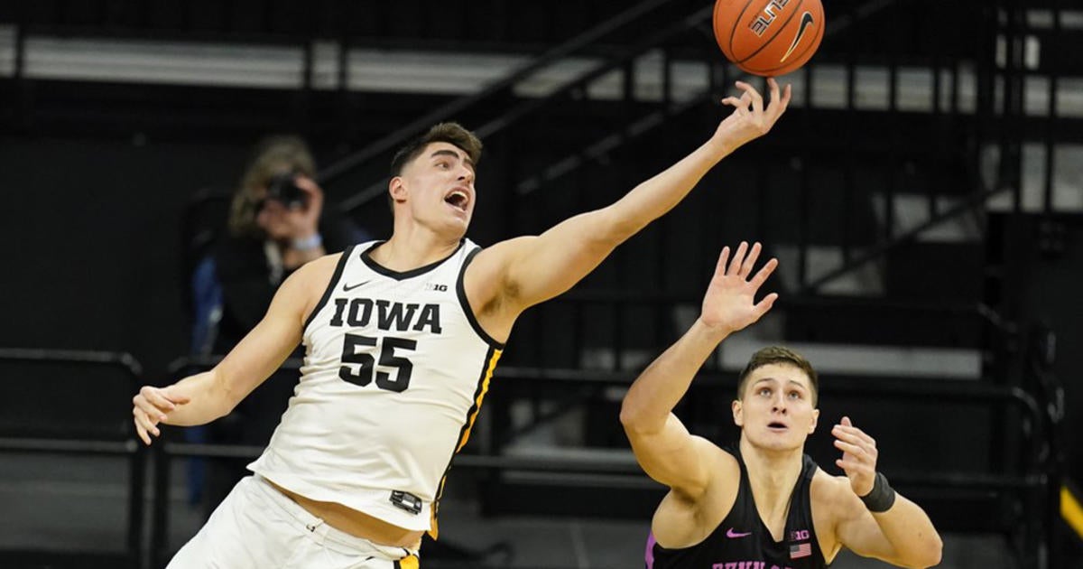 Luka Garza Becomes Iowa's Leading Scorer, Penn State Loses 74-68 - CBS ...