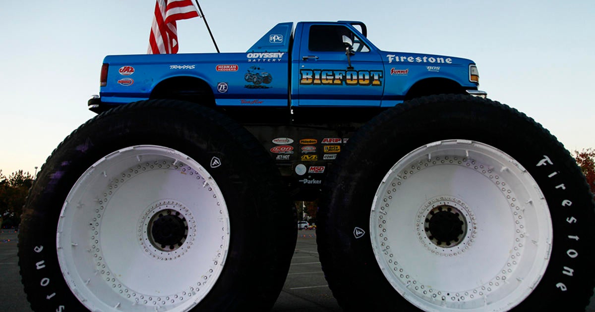 Gillette Stadium Hosting Hot Wheels Drive-Thru Experience - CBS Boston