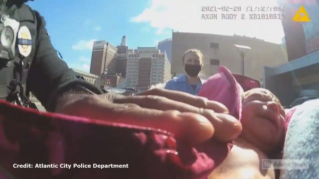 atlantic-city-officers-deliver-baby.jpg 