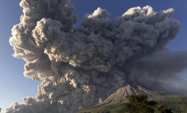 CORRECTION Indonesia Volcano 
