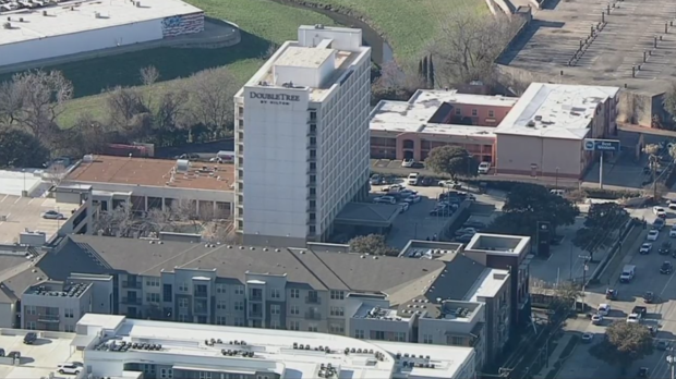 Dallas Police at DoubleTree Hotel 