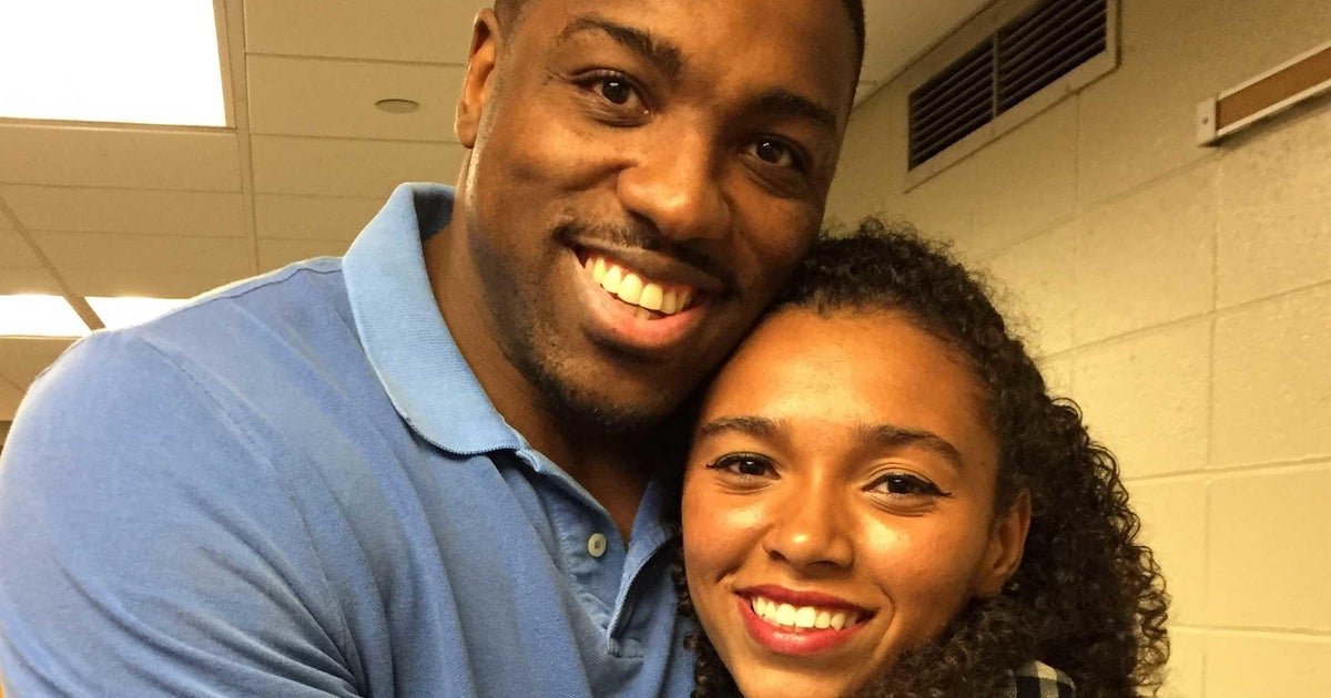Slain stepdaughter appears in dream to UFC fighter Walt Harris, inspiring him to fight again