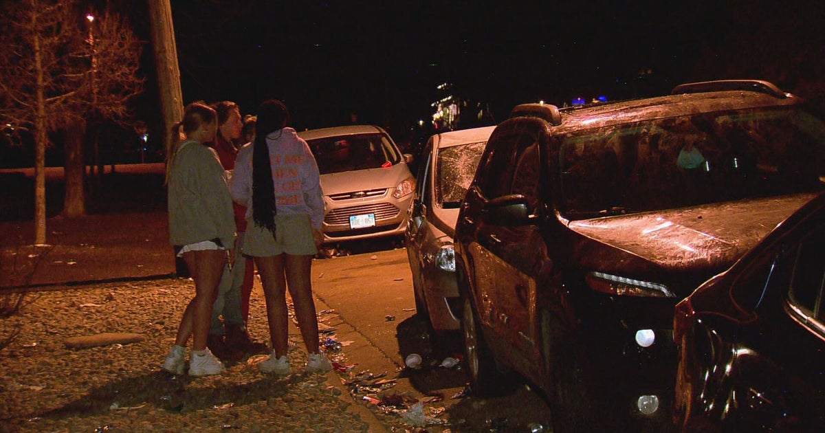 CU Boulder Students Pick Up Mess Left Behind From Violent Party On