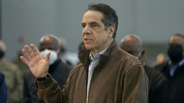 Governor Cuomo Tours Javits Center Mass Vaccination Site In Manhattan 