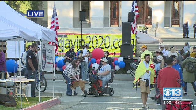 recall-newsom-rally-sac.jpg 