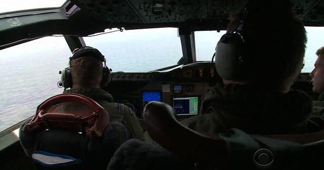 CBS News gets firsthand look at search for Flight 370 - CBS News