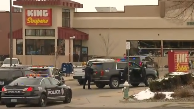 king-soopers-shooting-boulder-colorado-02 