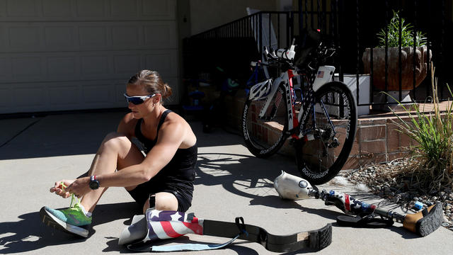 Paralympian & Former U.S. Army Officer Melissa Stockwell Trains During Coronavirus Pandemic 