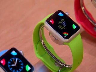 iPhone 6 and Apple Watch: First impressions - CBS News