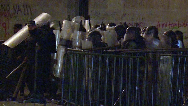 ctm-111014-violentprotestsrockmexico-557407-306506-640x360.jpg 