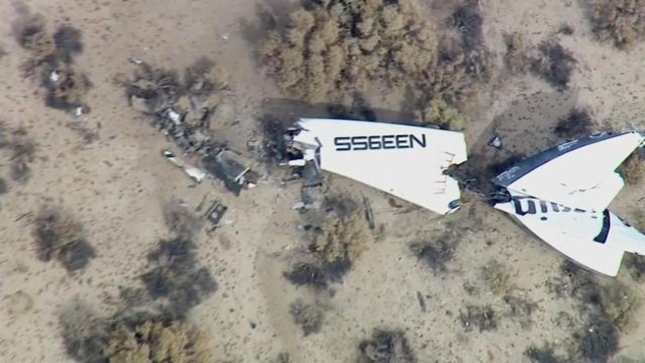 Virgin Galactic spaceship crashes in California - CBS News