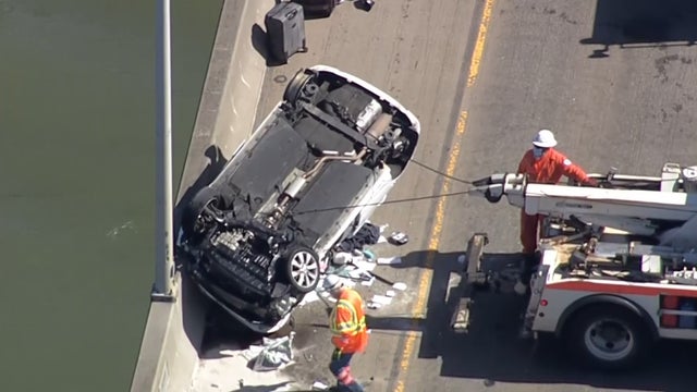 Benicia-Bridge-crash.jpg 