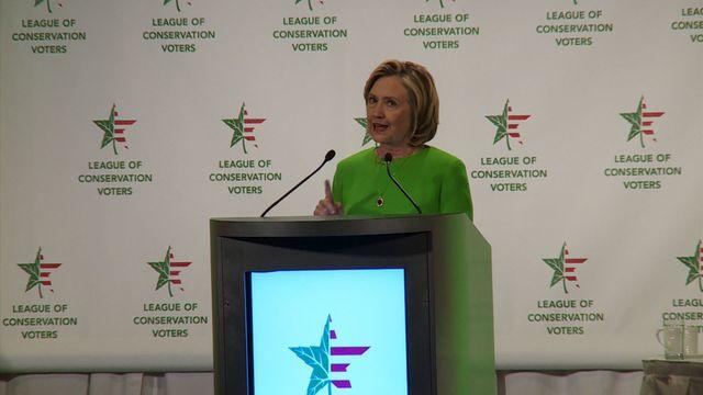 us-120114-hillaryleagueconservationvoters-315172-640x360.jpg 