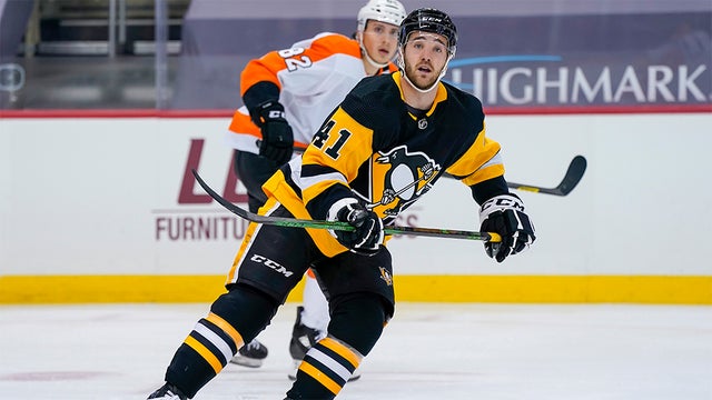 NHL-MAR-02-Flyers-at-Penguins.jpg 