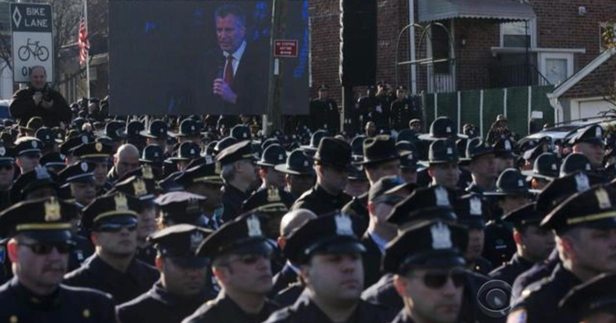 NYPD Officer Funeral Reveals Rifts In Police Force - CBS News