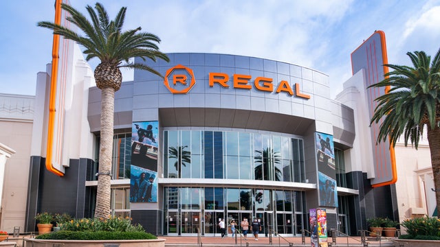 regal-cinemas.jpg 