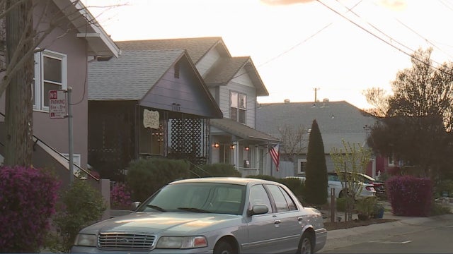 houses.jpg 