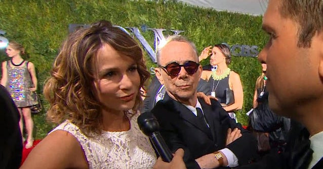 Jennifer and Joel Grey walk Tony Awards red carpet CBS News