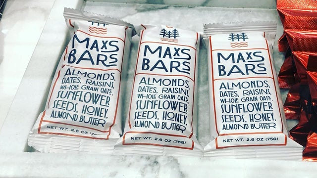 maxs-bars.jpg 