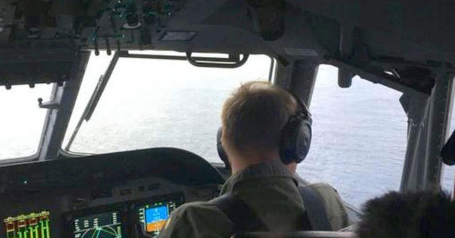 Families end private search for teens missing at sea - CBS News