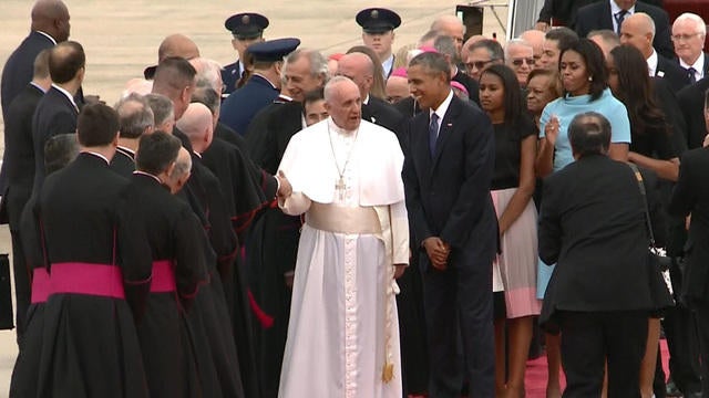 cbsn-0922-popearrive-447503-640x360.jpg 