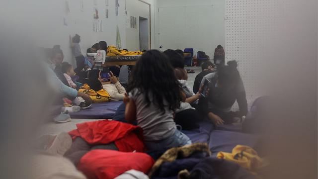 migrant-children.jpg 