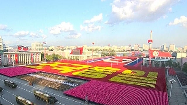 satmo-northkoreaparade-1010-454959-640x360.jpg 