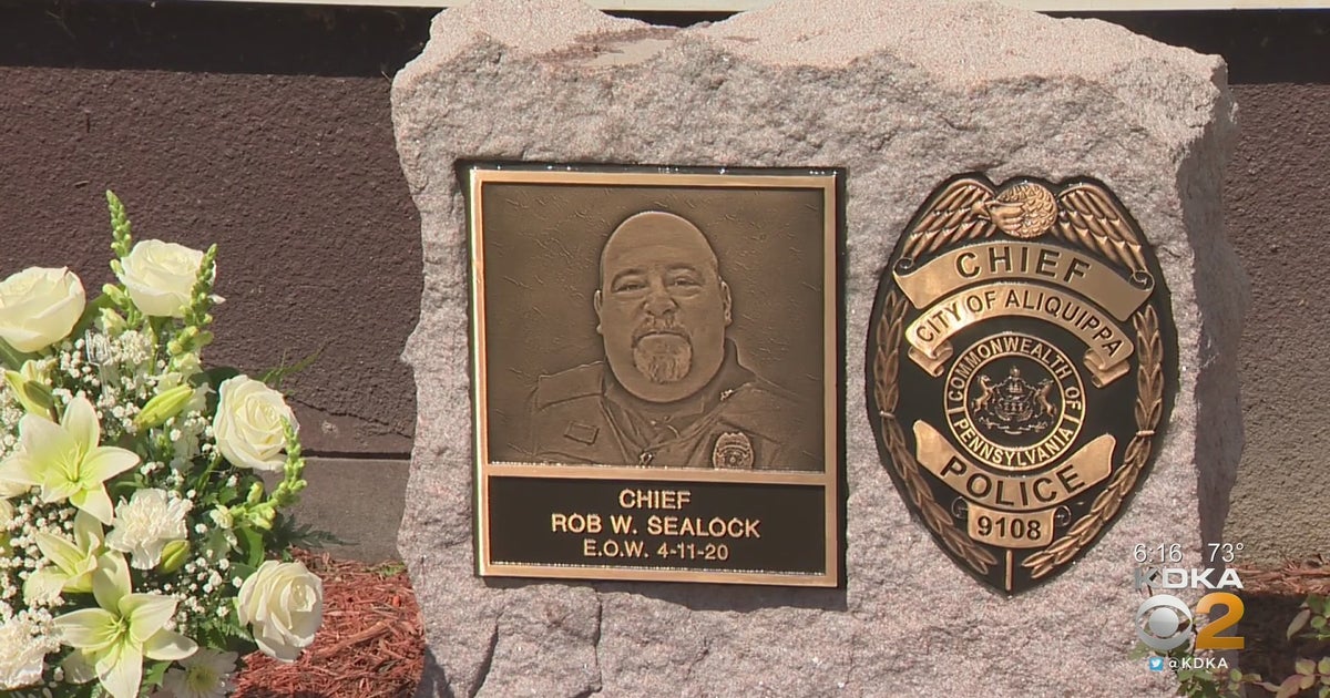 Aliquippa Community Pays Respects To Fallen Police Chief Robert Sealock ...