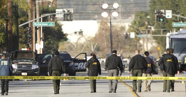 New details on weapons found in San Bernardino suspects' home - CBS News