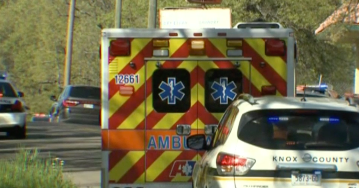 1 Dead, 1 Detained After Shooting At Tennessee High School, Officer