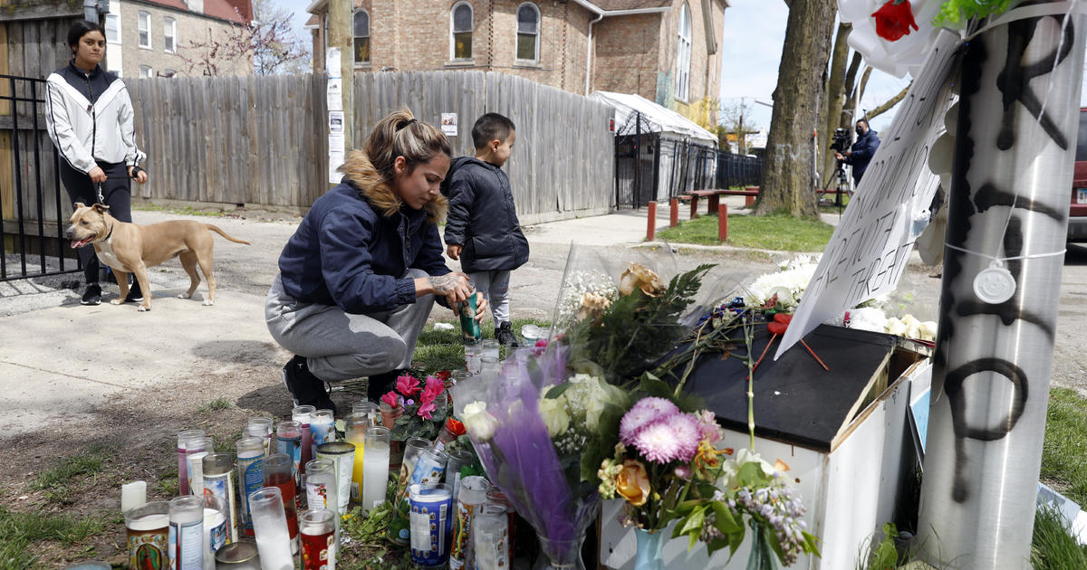 Activists call for Chicago Mayor Lori Lightfoot's resignation after