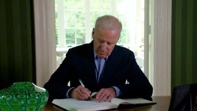 cbsn-0518-bidenselfxxv-1065540-640x360.jpg 