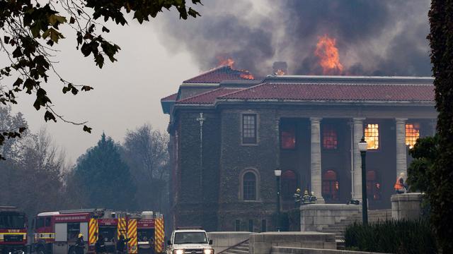 TOPSHOT-SAFRICA-FIRE-LIBRARY-UNIVERSITY 