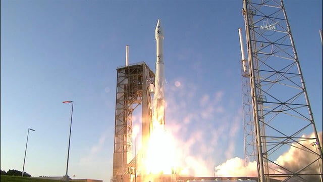 cbsn-0908-spacelaunchharwood-1120496-640x360.jpg 