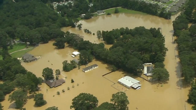 0816-cbsn-deadlysoutheastfloods-1107529-640x360.jpg 