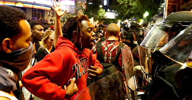 Protests turn into riots in Charlotte CBS News