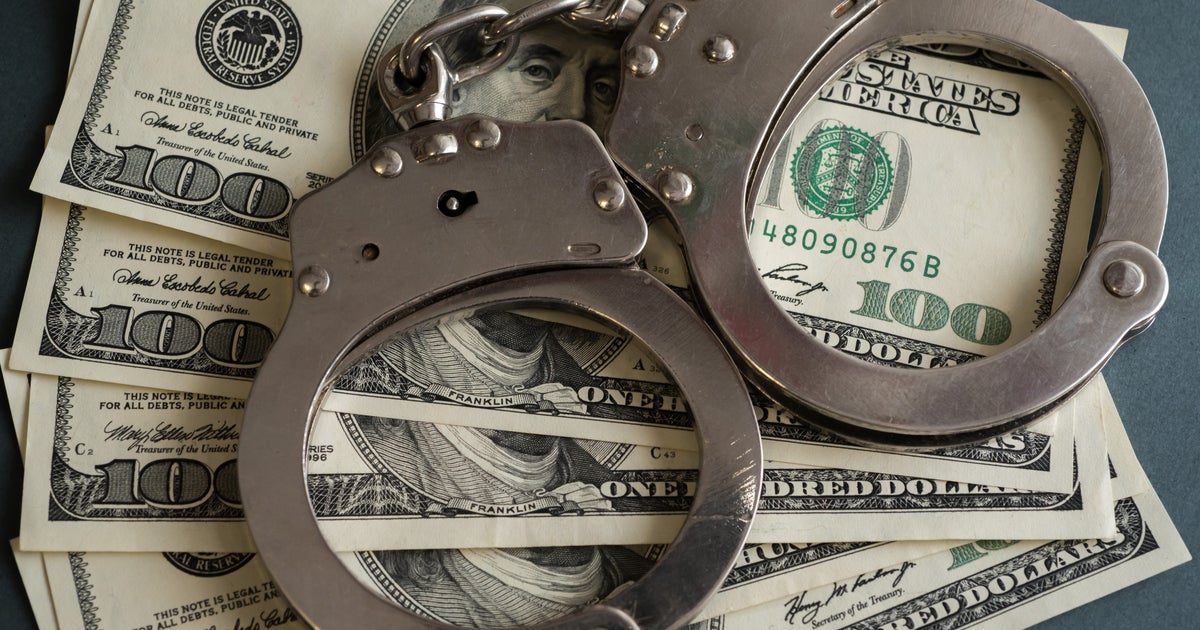 Miami HOA president allegedly embezzled more than ,000 from condo account, MDSO says Miami HOA president allegedly embezzled more than ,000 from condo account, MDSO says