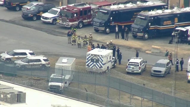 0202-cbsn-nxs-prisonhostage-1244089-640x360.jpg 