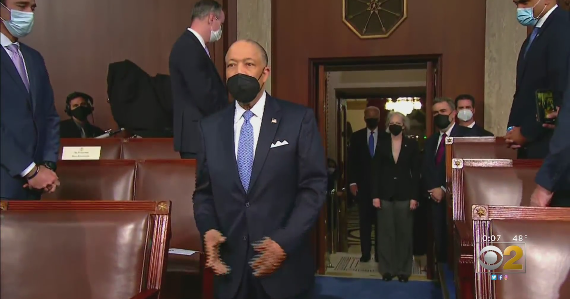 New House SergeantAtArms And Chicago Native William Walker Announces Arrival Of President