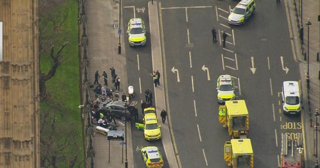 Loud "bang" heard just before Parliament lockdown CBS News