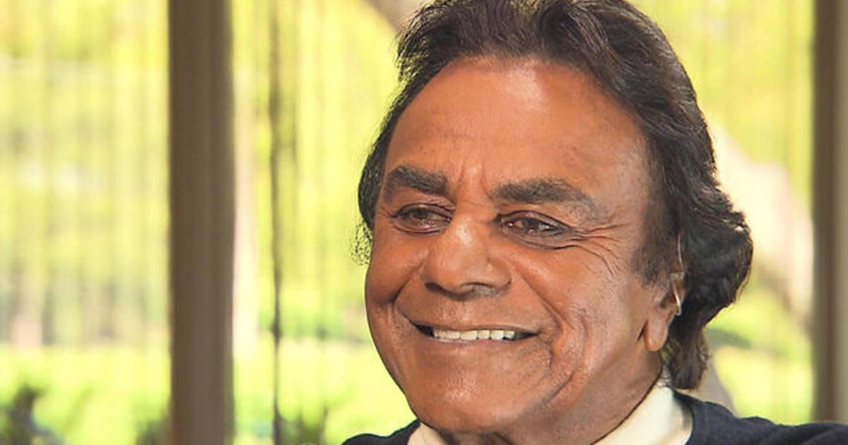 Preview: Johnny Mathis on racism, and how Nancy Reagan saved his life - CBS  News